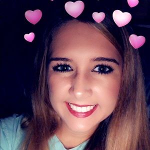 Meet your Posher, Karlie